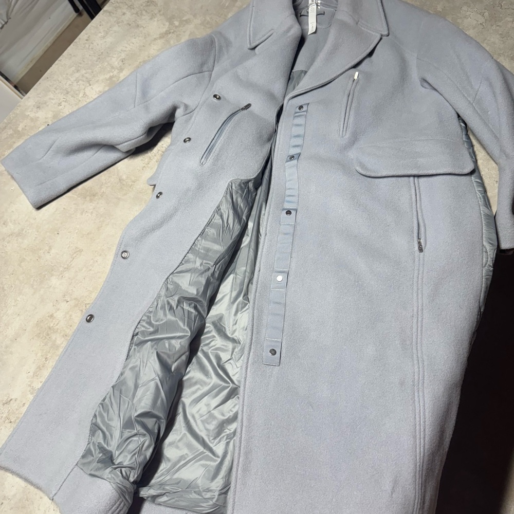 Lululemon Women’s Gray Coat